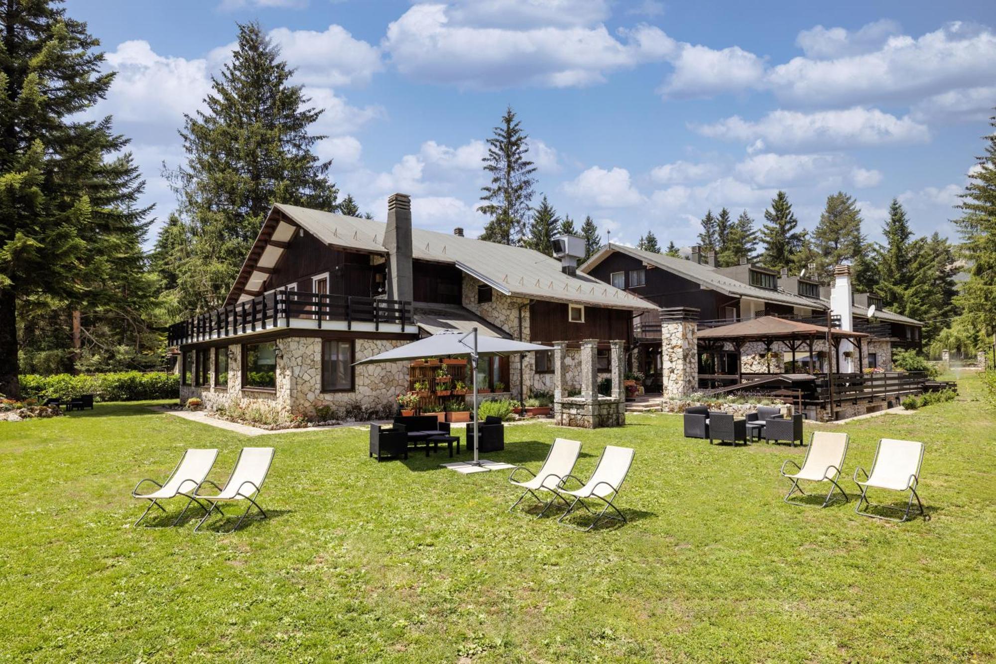 Hotel Corona & Spa Pescasseroli Zewnętrze zdjęcie